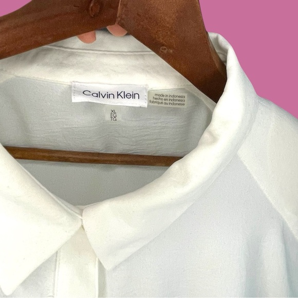 Calvin Klein textured sheer button up blouse - Picture 6 of 12